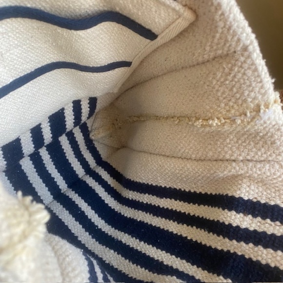 Adorable Tote bag w/Pom Pom Detail Keychain & Fringe - Navy/Cream/Golden Yellow - Picture 4 of 7